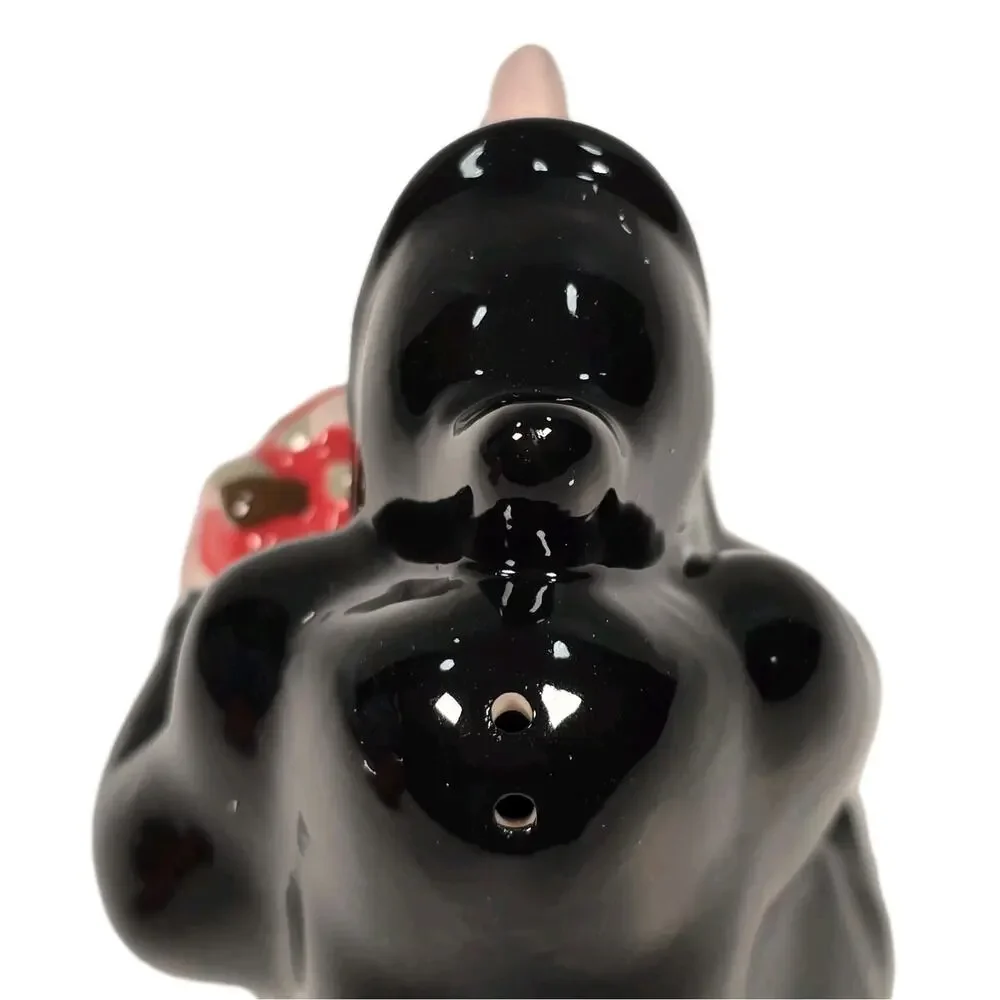 Disney Classic Snow White Evil Witch & Poisoned Apple Salt & Pepper Shakers
